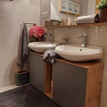 Apartma Pohorje 120m2- Fitsana Διαμέρισμα